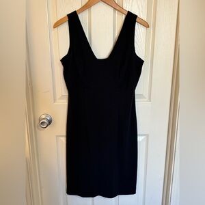 Amanda Smith Black Sleeveless V Neck Dress Size 8 Classic Little Black Dress